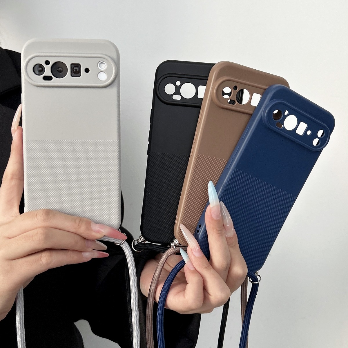 Lanyard Phone Strap - جراب هاتف من السيليكون الناعم غير