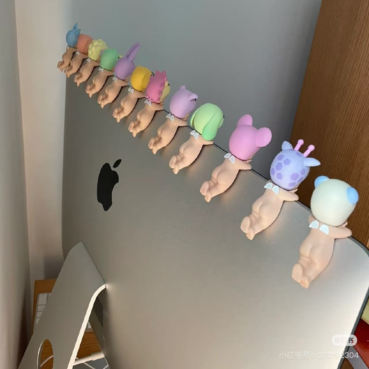 صندوق مفاجآت ميني فيجرز بتصميم - مراجعة Phone Accessories Blind Box وسعره