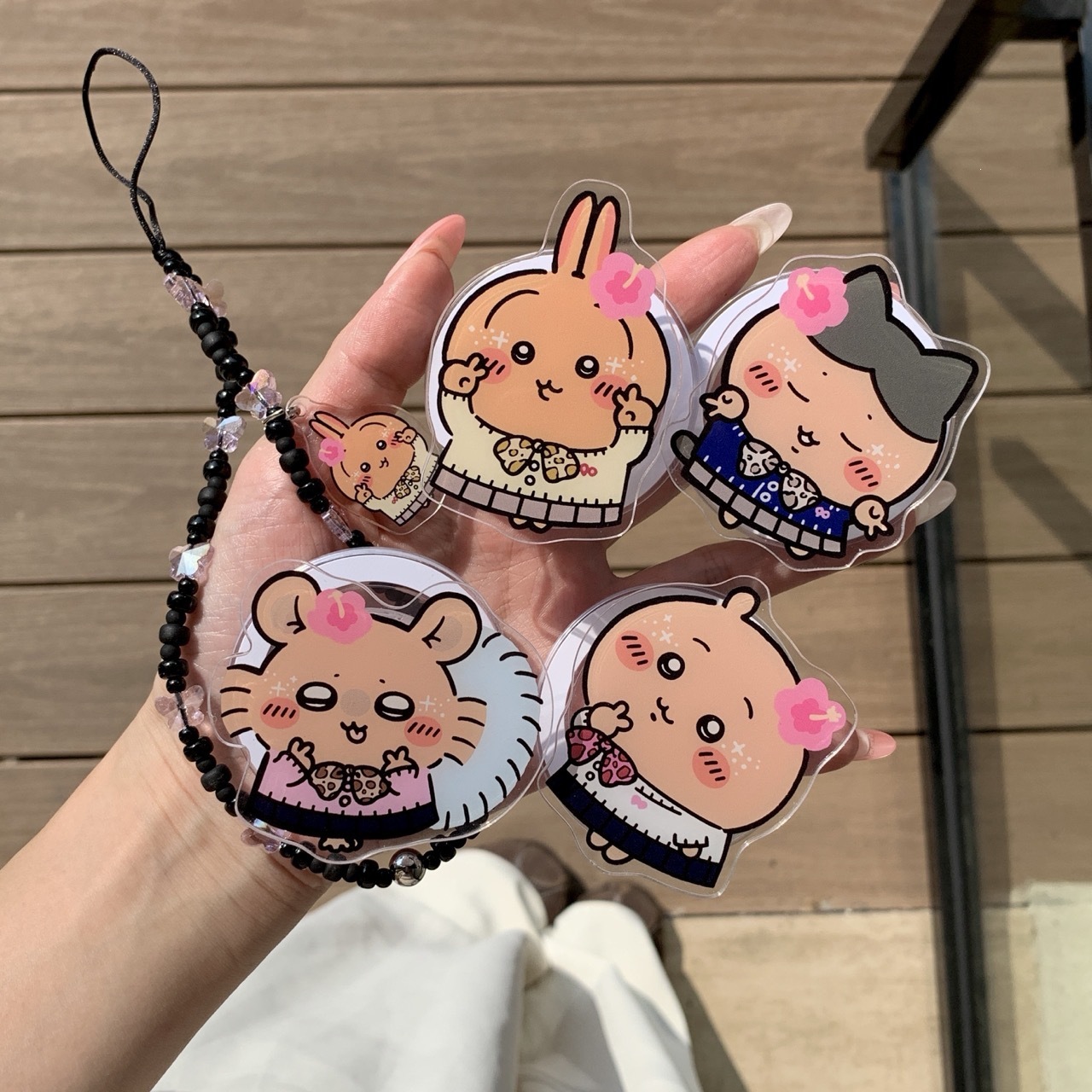 تعليقة هاتف أكريليك لطيفة بشخص - مراجعة Phone Accessories Beads وسعره