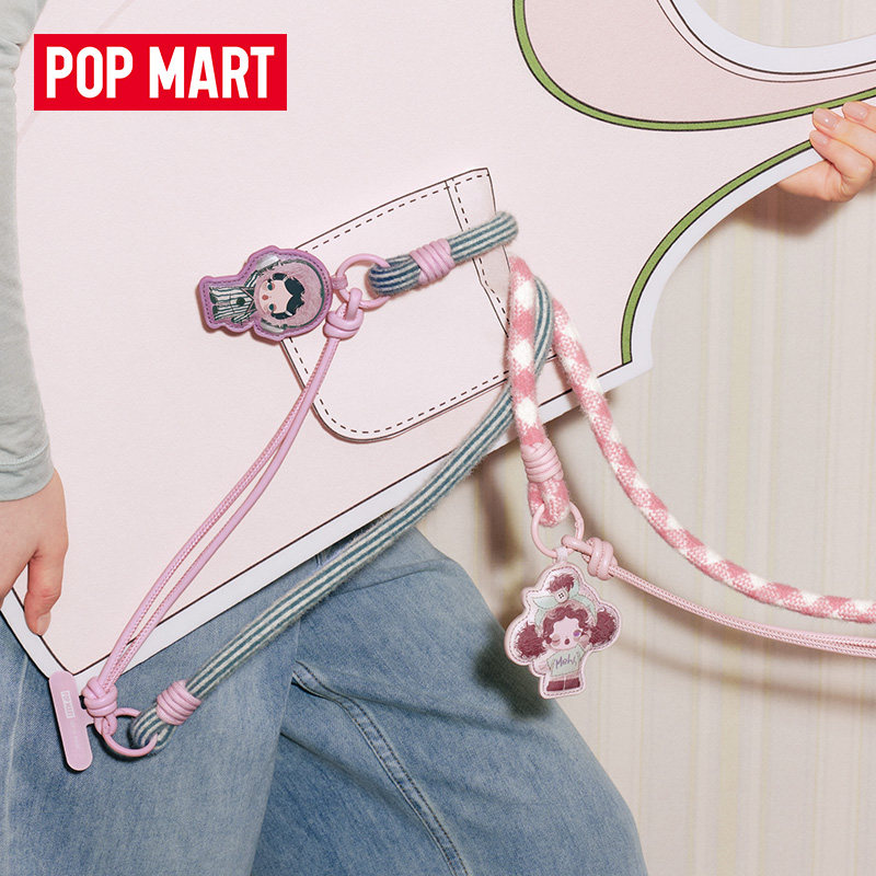 جديد أصلي POP MART SKULLPANDA  - مراجعة Phone Accessories Blind Box وسعره